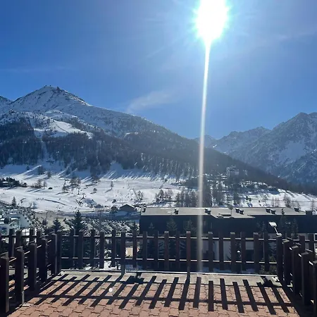 Apartment Monolocale Con Terrazzo E Vista Spettacolare Sui Monti Sestriere