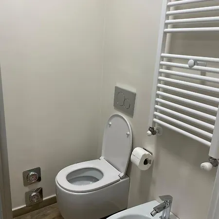 Apartamento Bilocale Con Terrazzo E Vista Spettacolare Sui Monti Sestriere